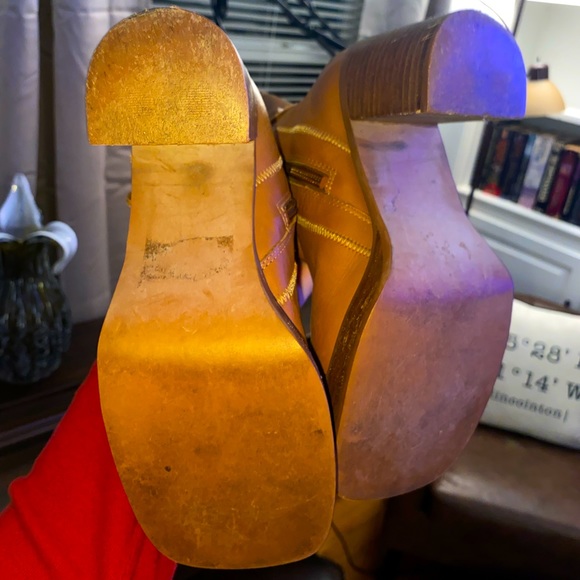 ✨VINTAGE MUDD BOOTS✨ LOVE these they just sadly did not fit me :( - Picture 3 of 5